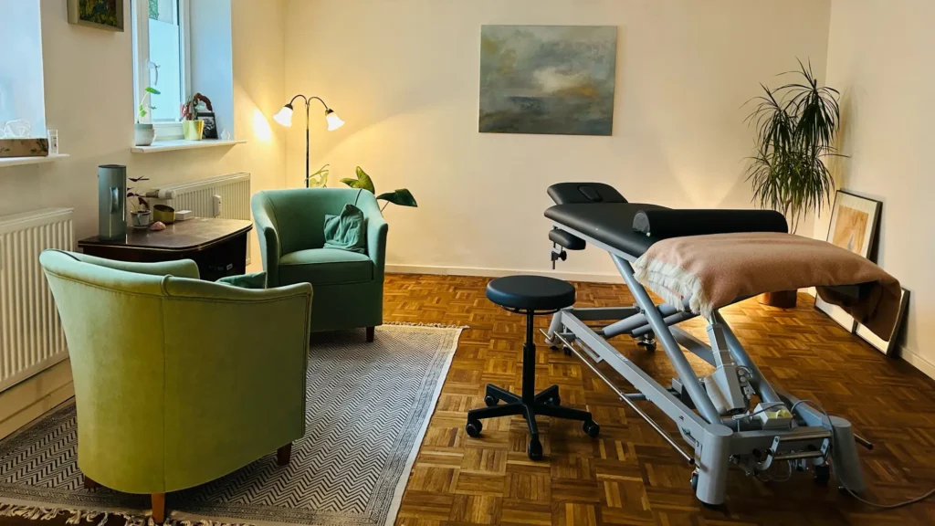 Osteopath Hamburg Altona: This is what the practice rooms of Lisa Stevens look like